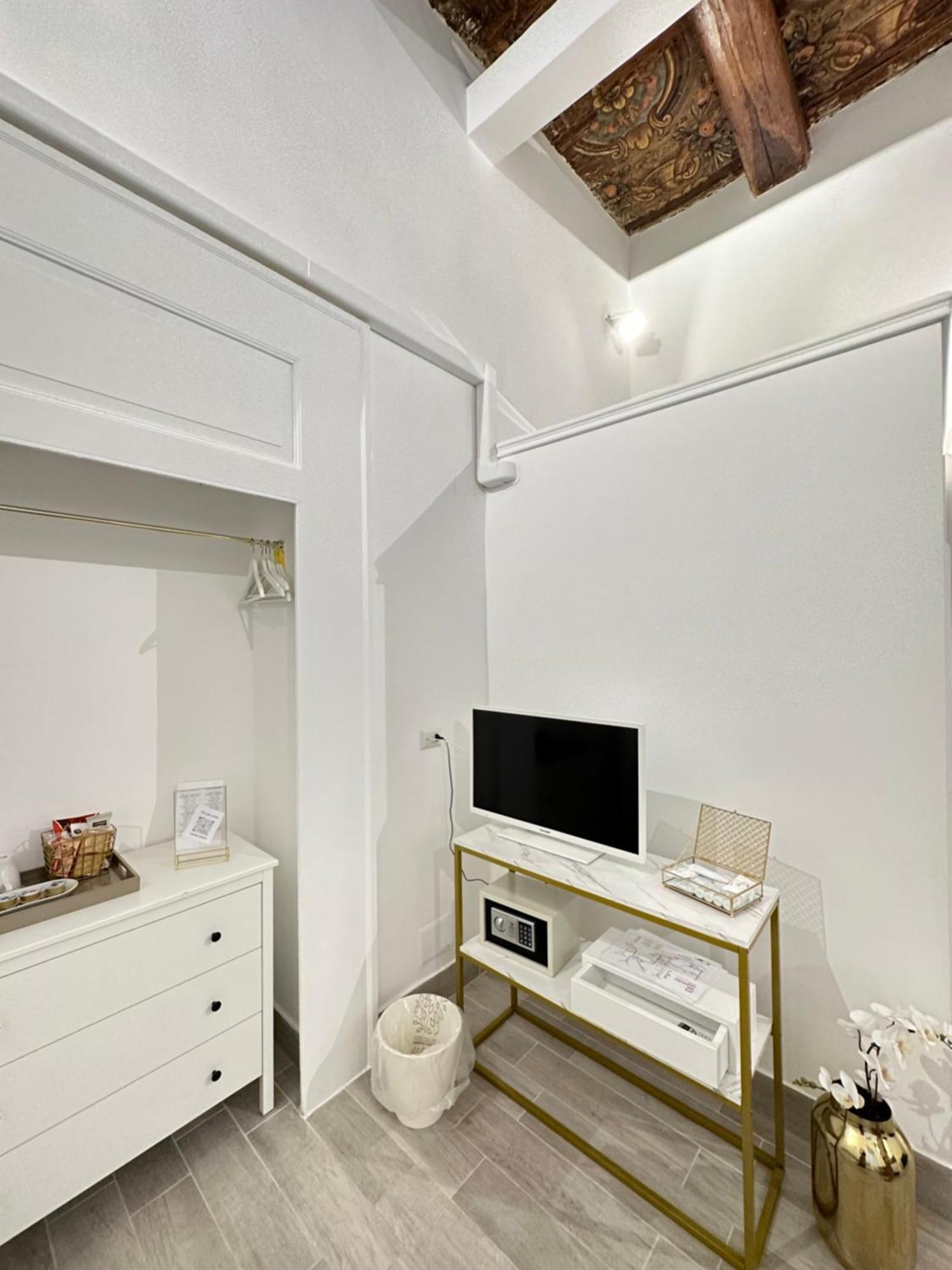 Maison M Napoli Boutique Rooms Nápoles Exterior foto