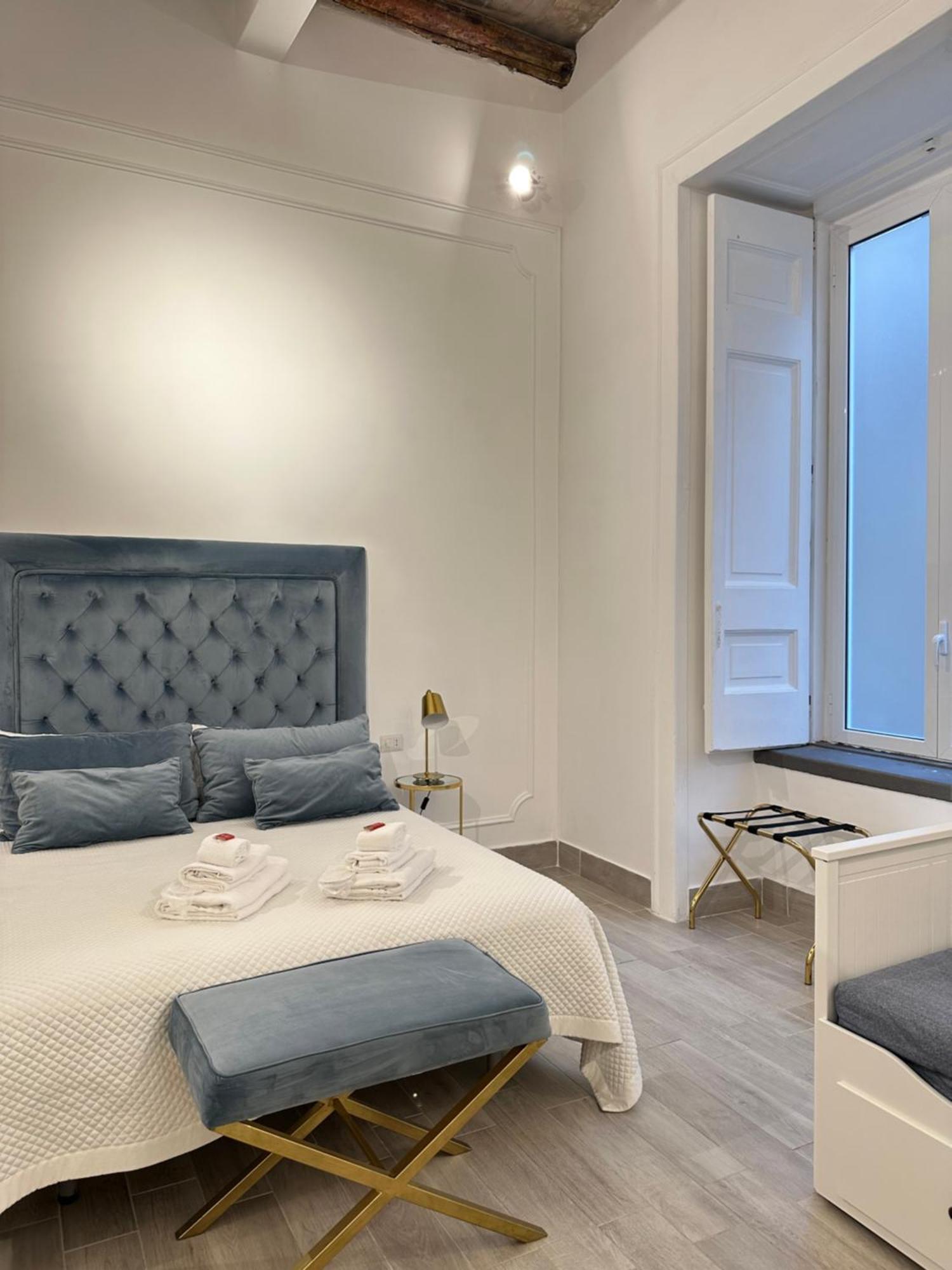 Maison M Napoli Boutique Rooms Nápoles Exterior foto