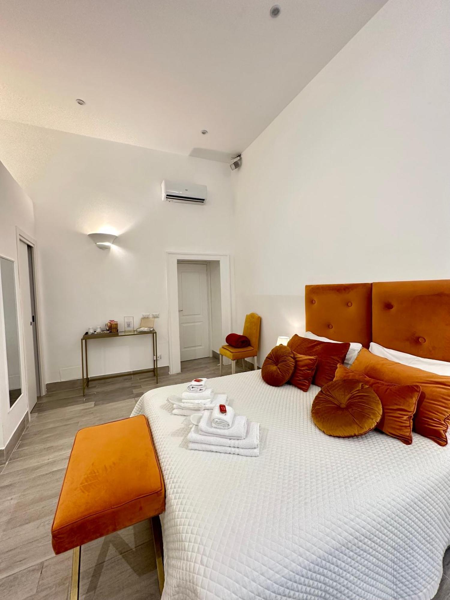 Maison M Napoli Boutique Rooms Nápoles Exterior foto